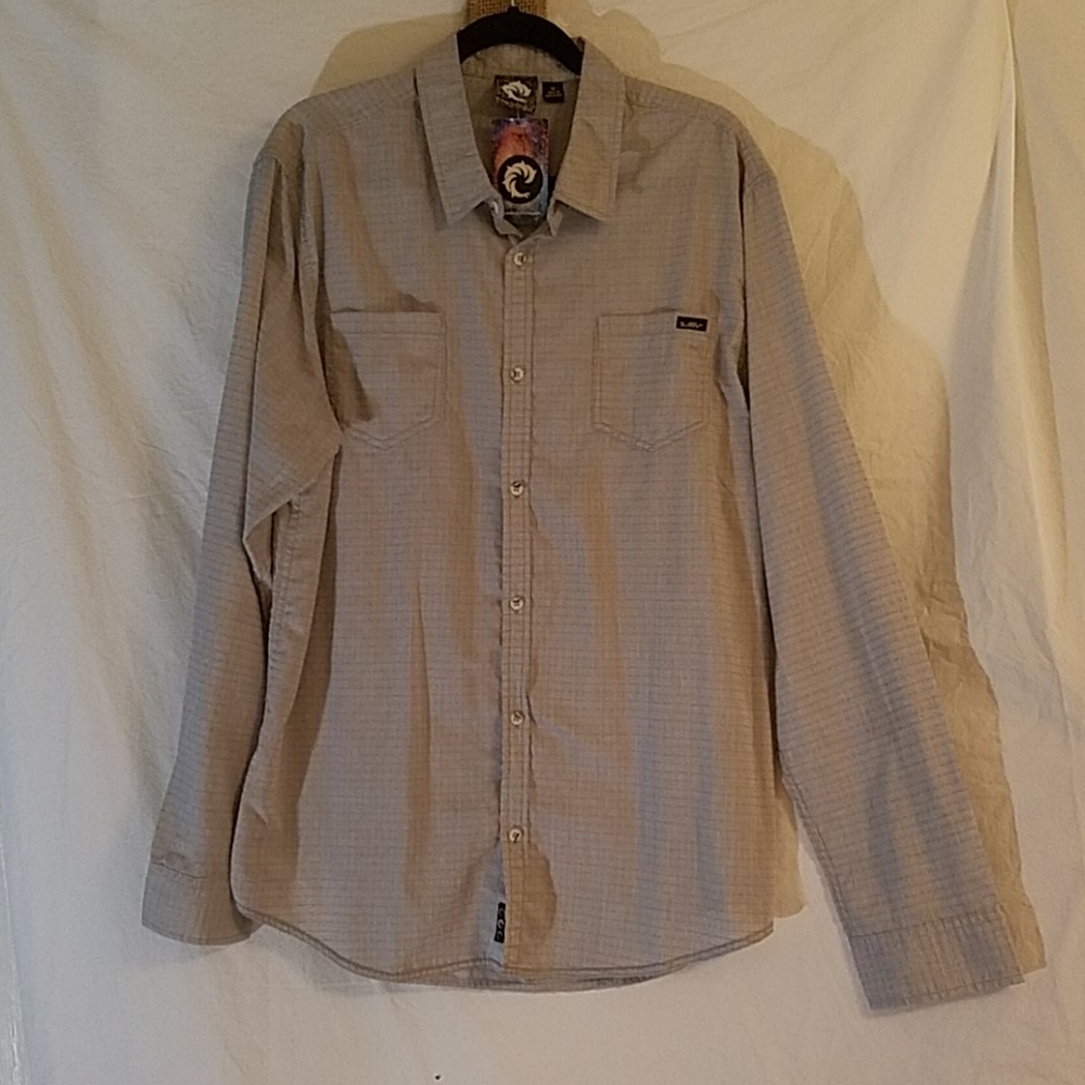 WRV lightweight long sleeve button down shirt